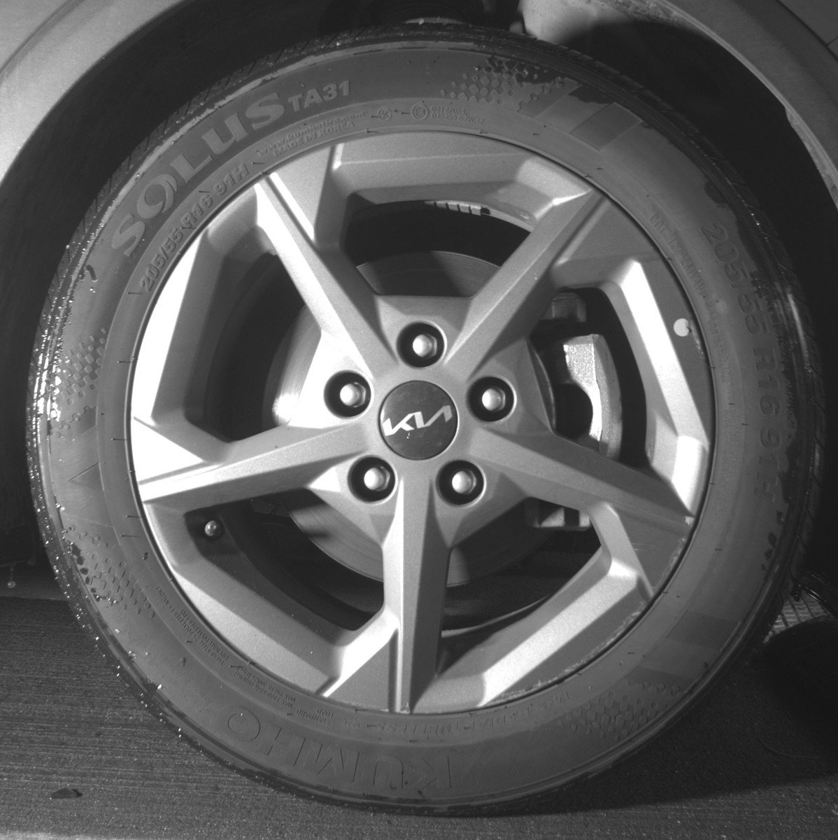 Used 2025 Kia K4 LXS image 13