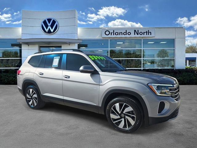 Used 2025 Volkswagen Atlas SE image 1