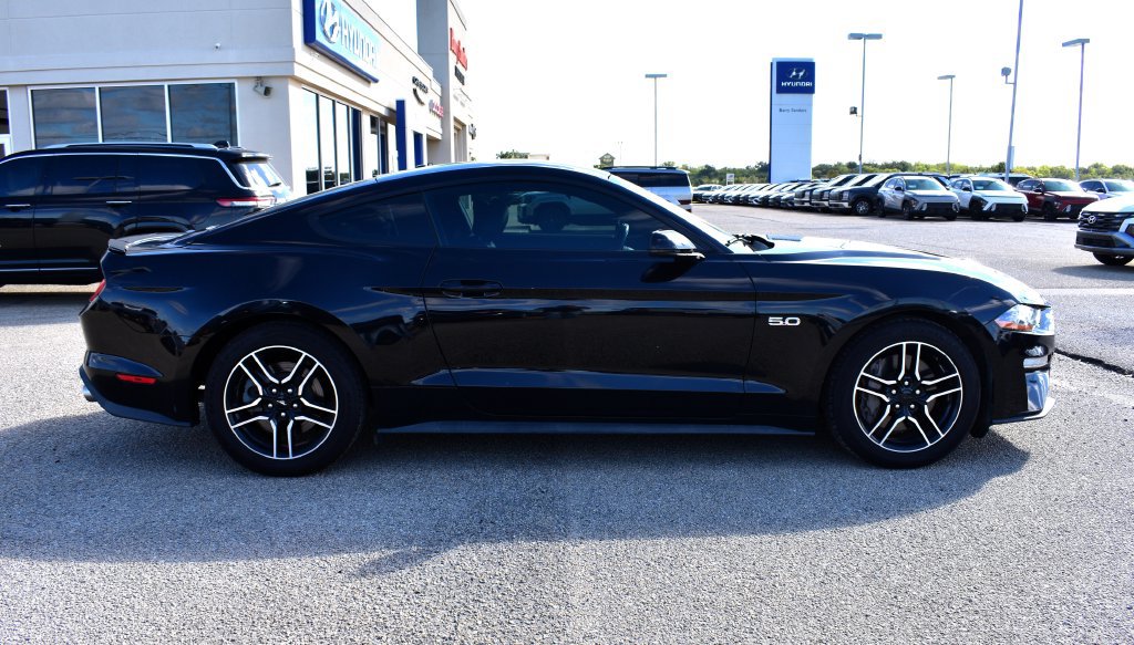 Used 2020 Ford Mustang GT Premium RWD image 2