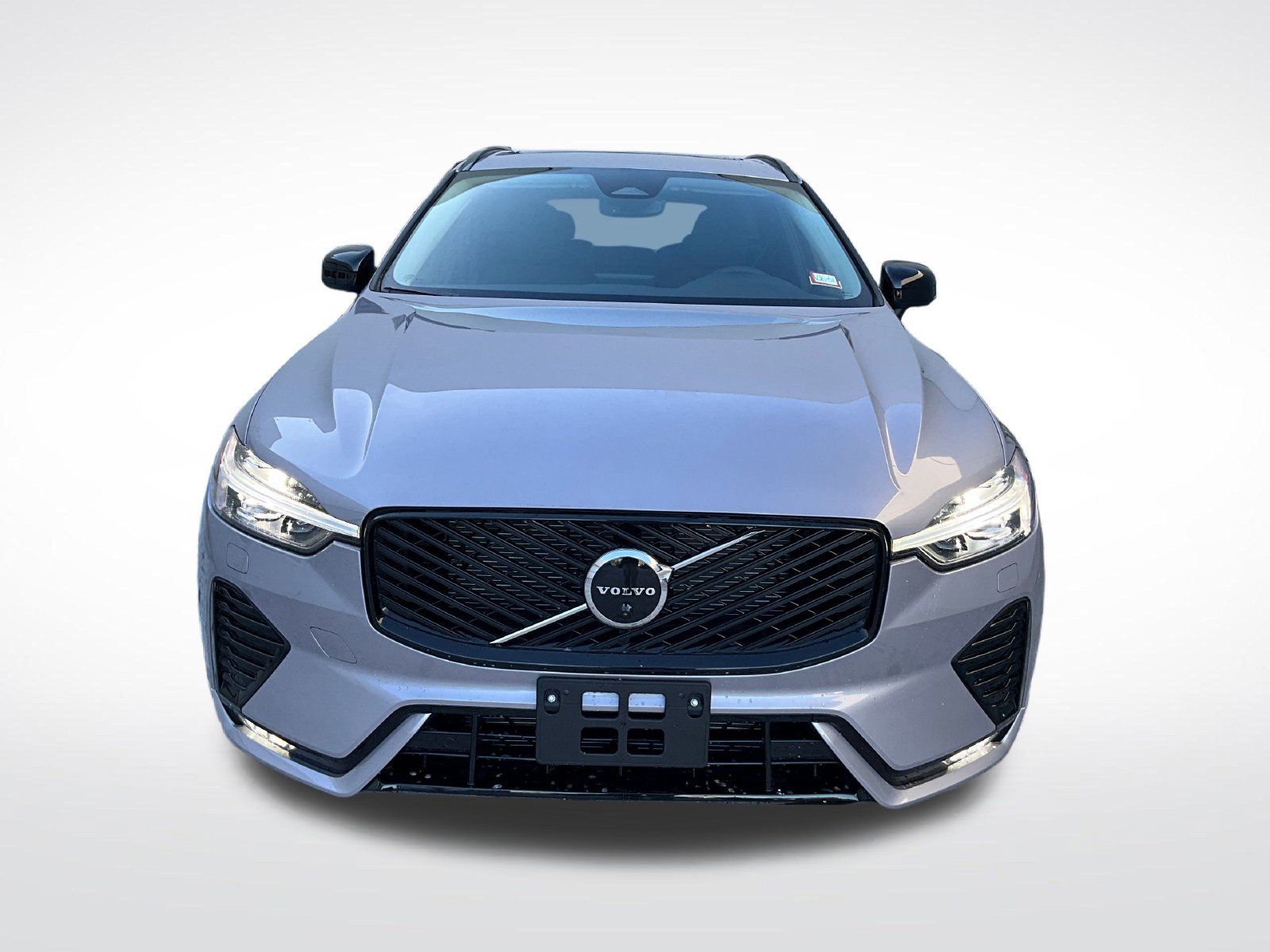 New 2026 Volvo XC60 B5 Plus w/ Protection Package Premier AWD/4WD image 8