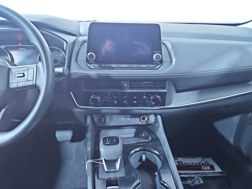 New 2025 Nissan Rogue S image 18