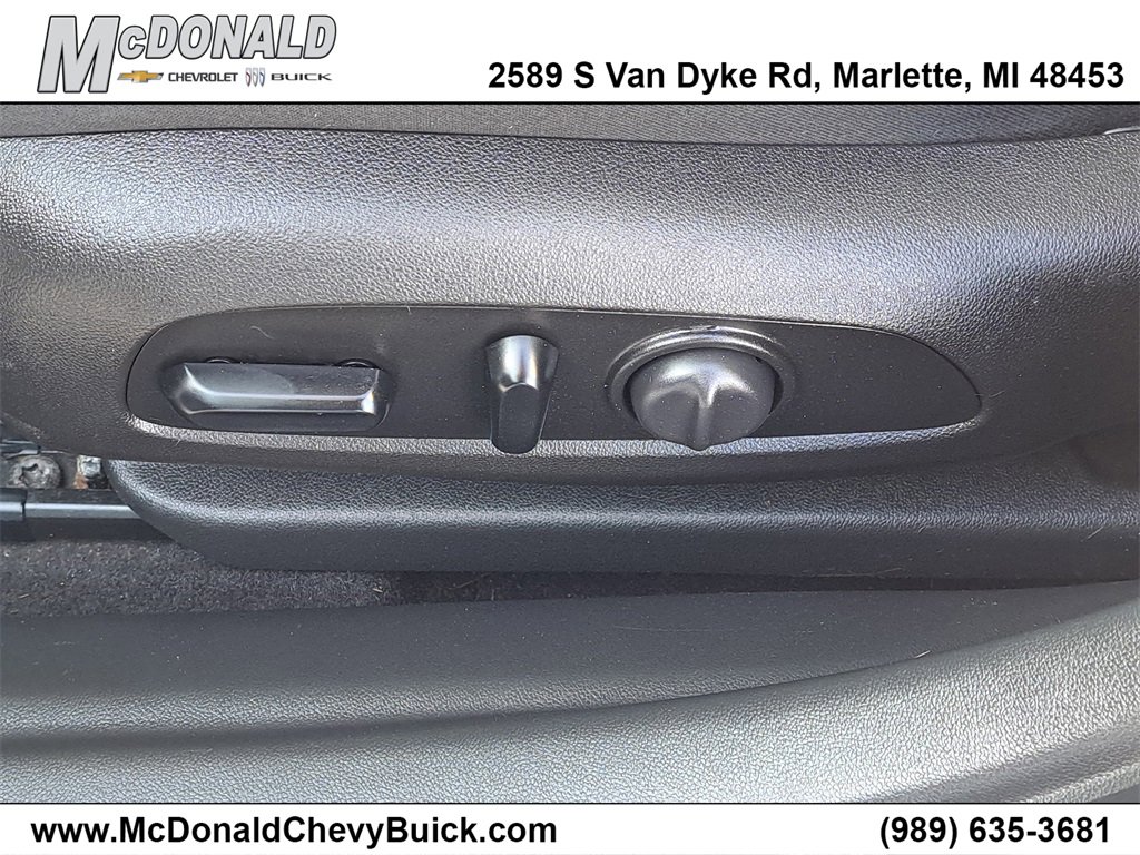 Used 2019 Buick Regal Preferred w/ Driver Confidence Package I image 6