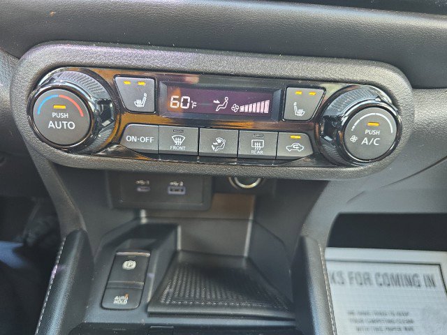 Used 2021 Nissan Kicks SR w/ SR Premium Package image 25