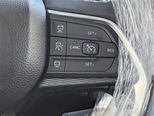 New 2025 Jeep Grand Cherokee Laredo X w/ Luxury Tech Group I image 17