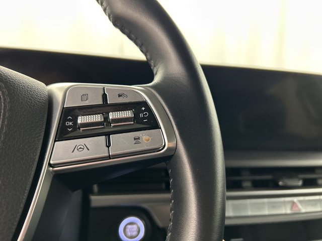 Used 2025 Kia Telluride S AWD/4WD image 10