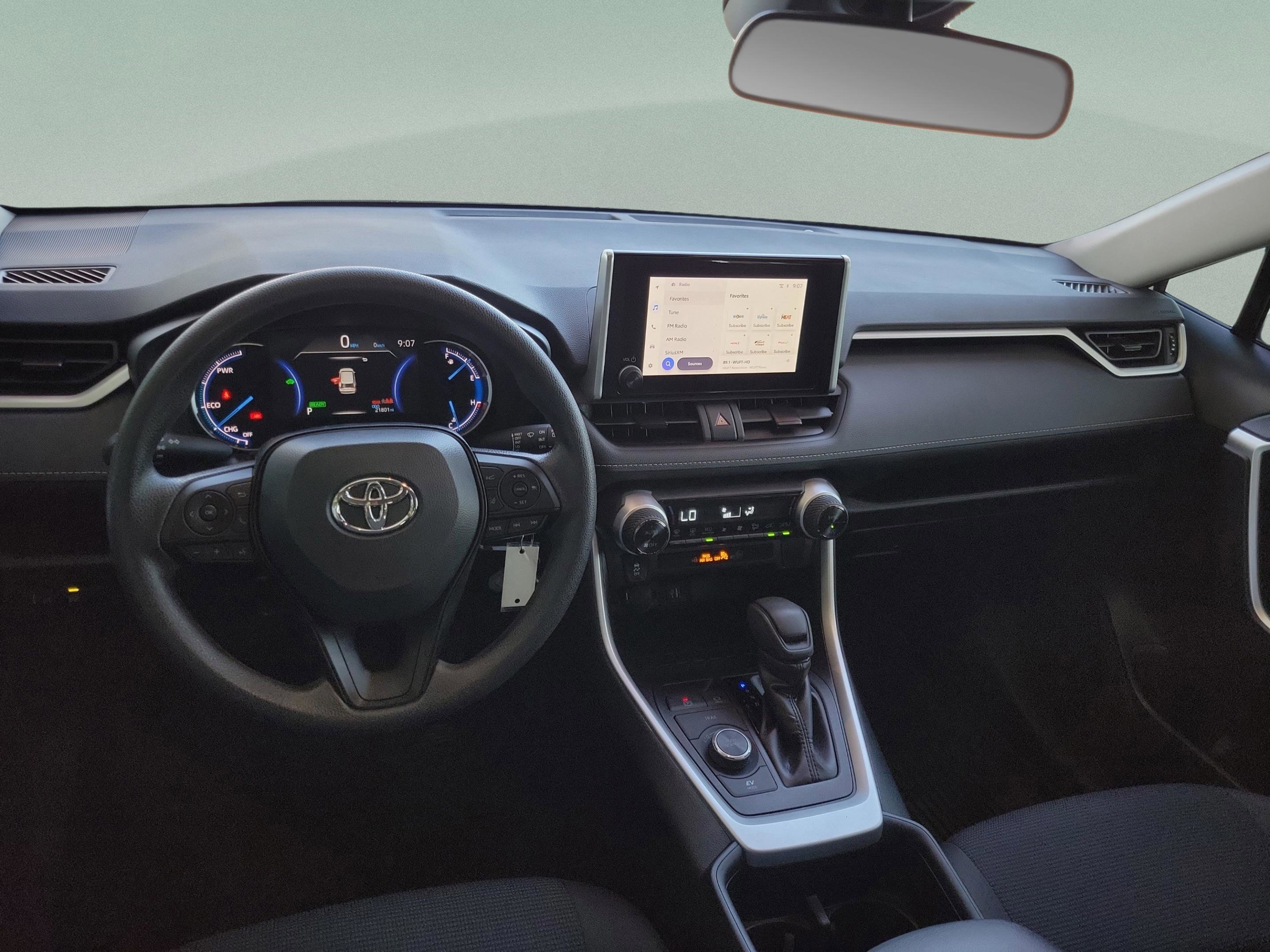 Certified 2025 Toyota RAV4 LE image 14