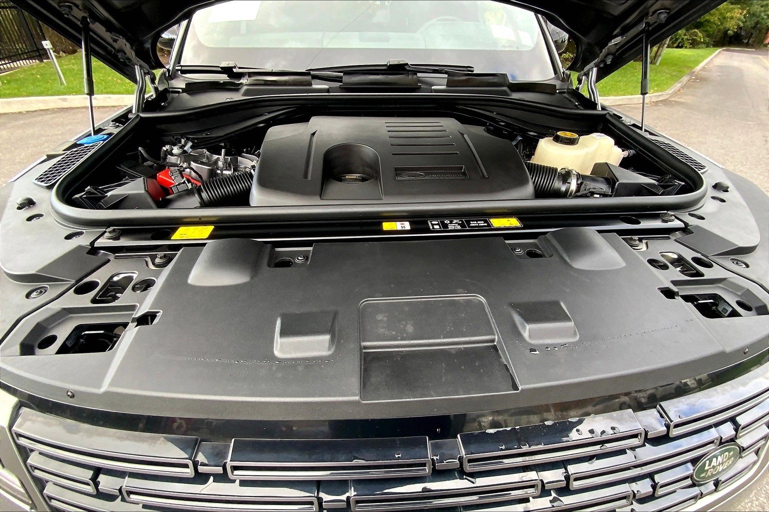 Used 2025 Land Rover Range Rover Sport image 29