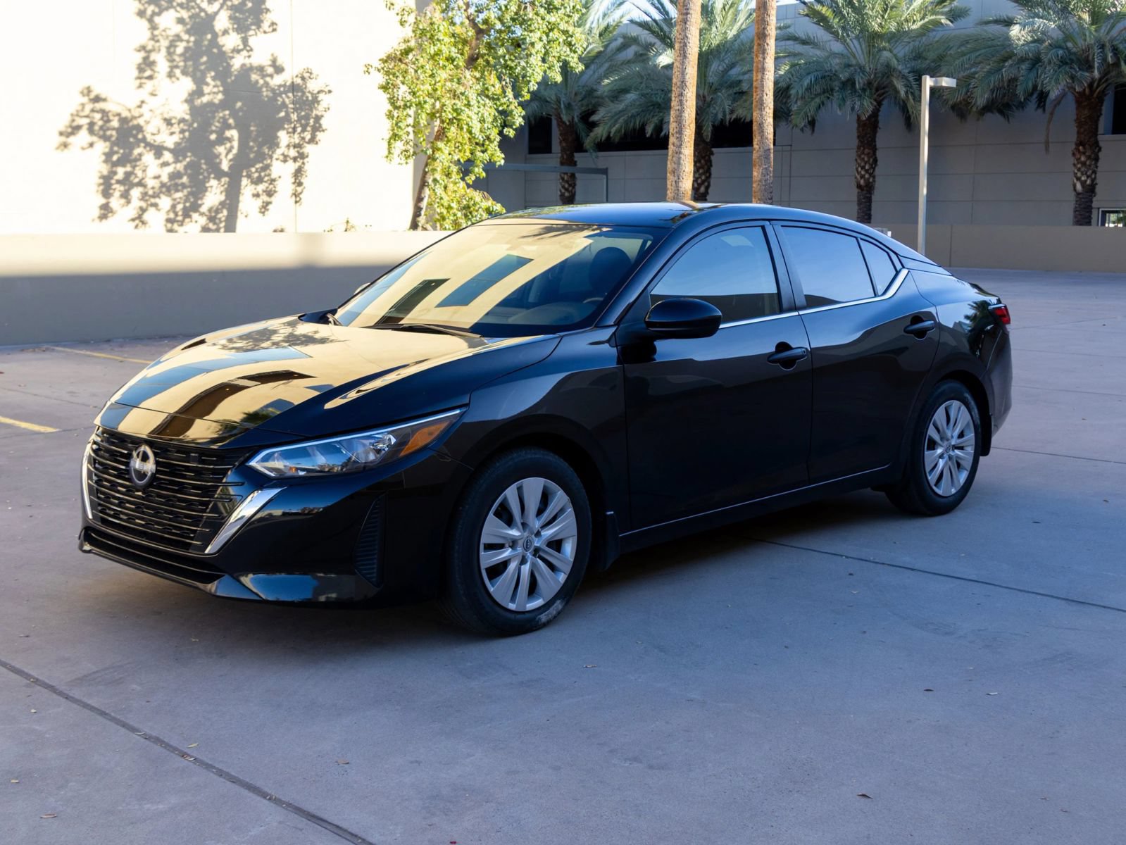 Used 2024 Nissan Sentra S FWD image 1