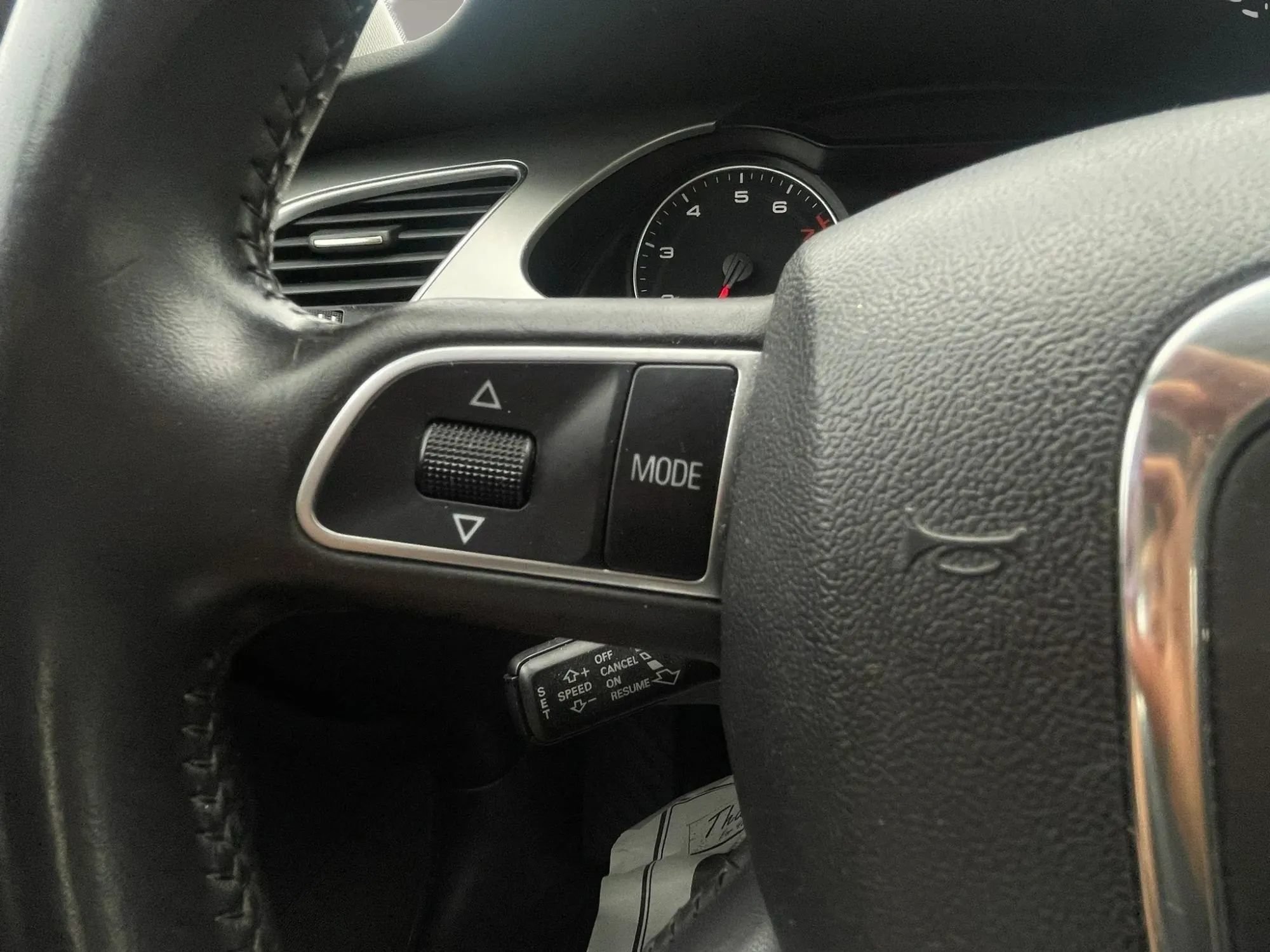 Used 2010 Audi A4 2.0T Premium AWD/4WD image 29