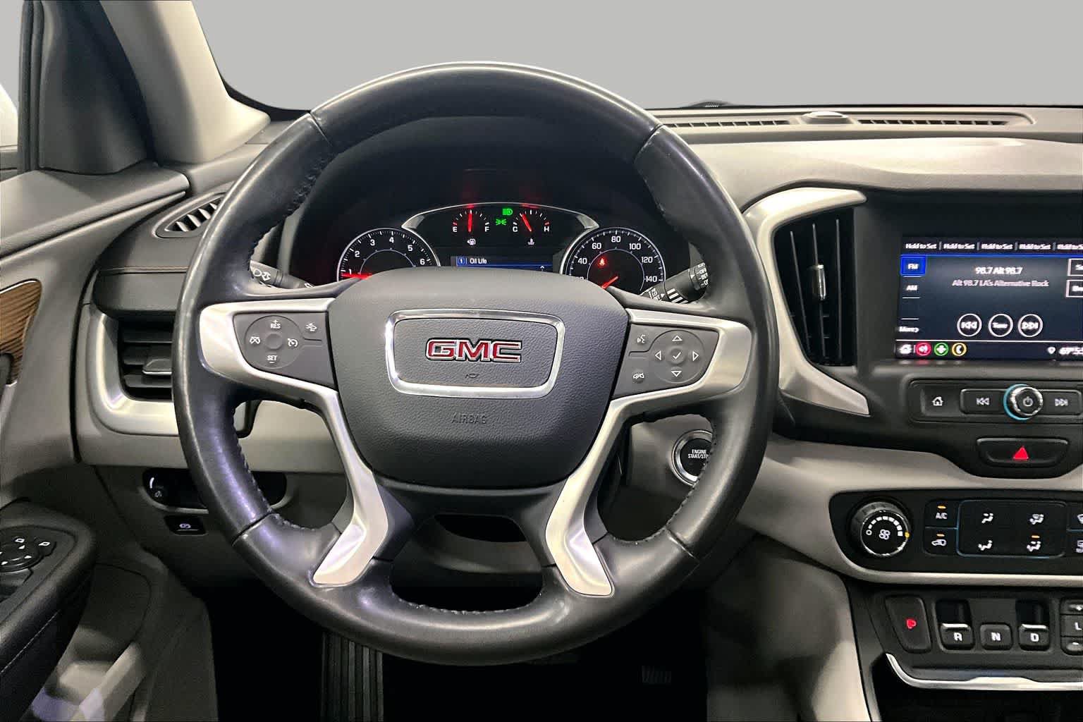 Used 2020 GMC Terrain SLE FWD image 6