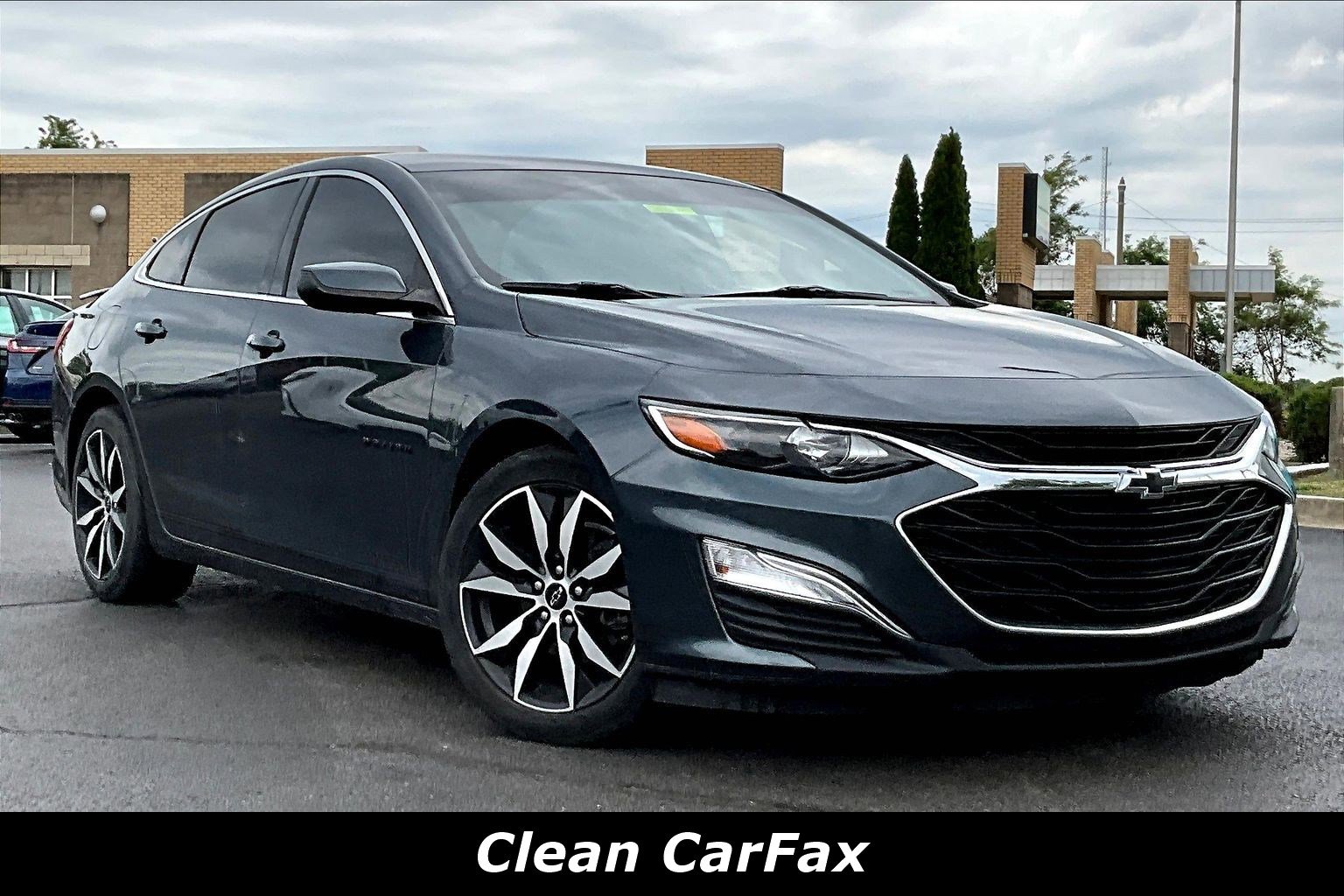 Used 2021 Chevrolet Malibu RS FWD image 3