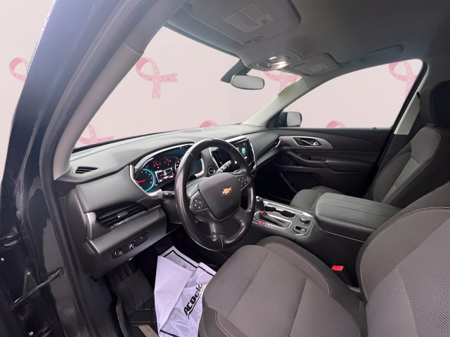 Used 2018 Chevrolet Traverse LT w/ LPO, Floor Liner Package AWD/4WD image 14