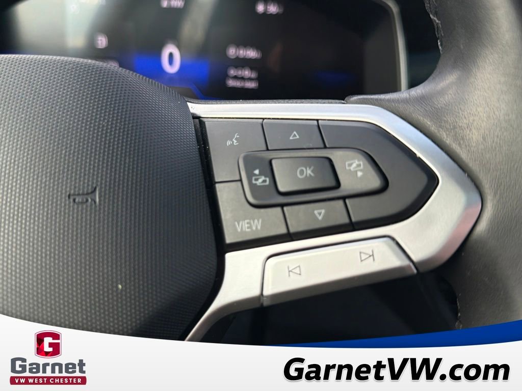 Certified 2025 Volkswagen Jetta SE image 36