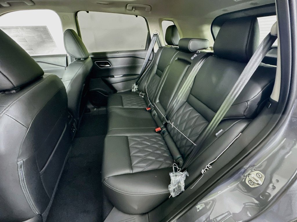 New 2026 Nissan Rogue Platinum AWD/4WD image 33