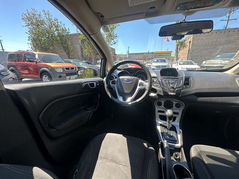 Used 2016 Ford Fiesta SE FWD image 14