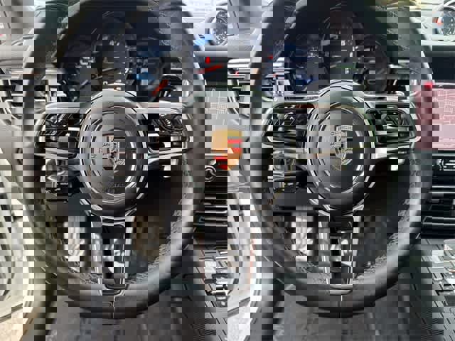 Used 2020 Porsche Macan w/ Premium Package Plus image 23