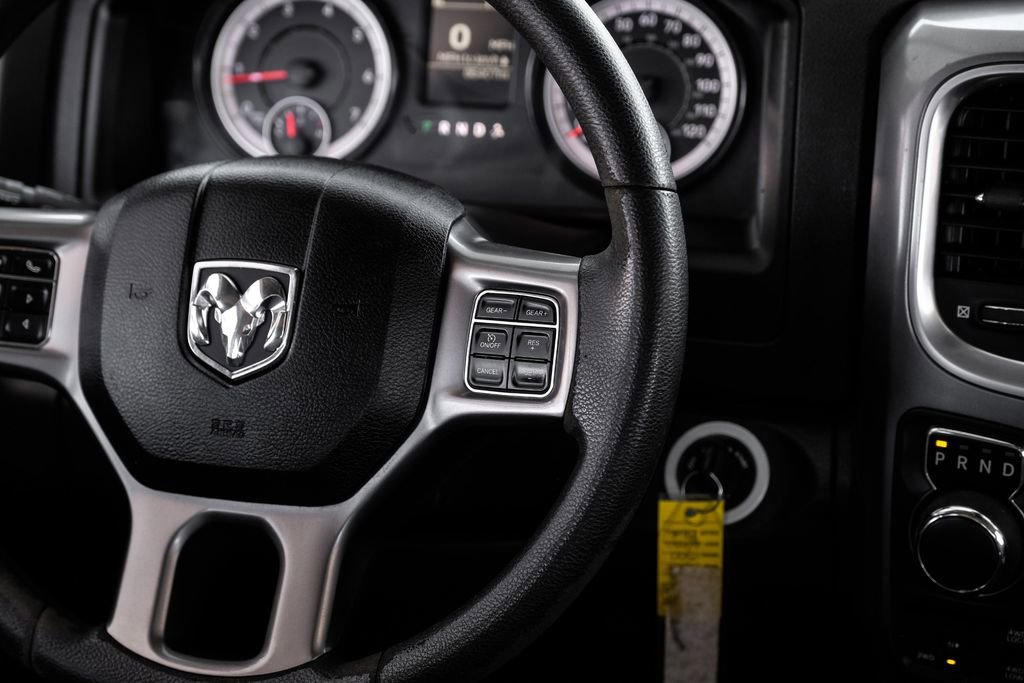 Used 2021 RAM 1500 Classic SLT image 14