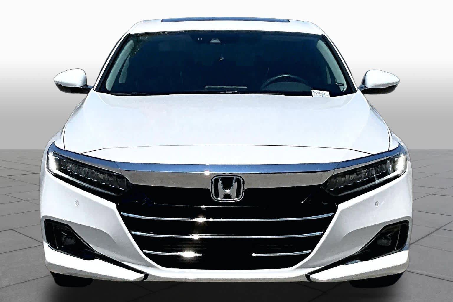Used 2021 Honda Accord Touring image 4