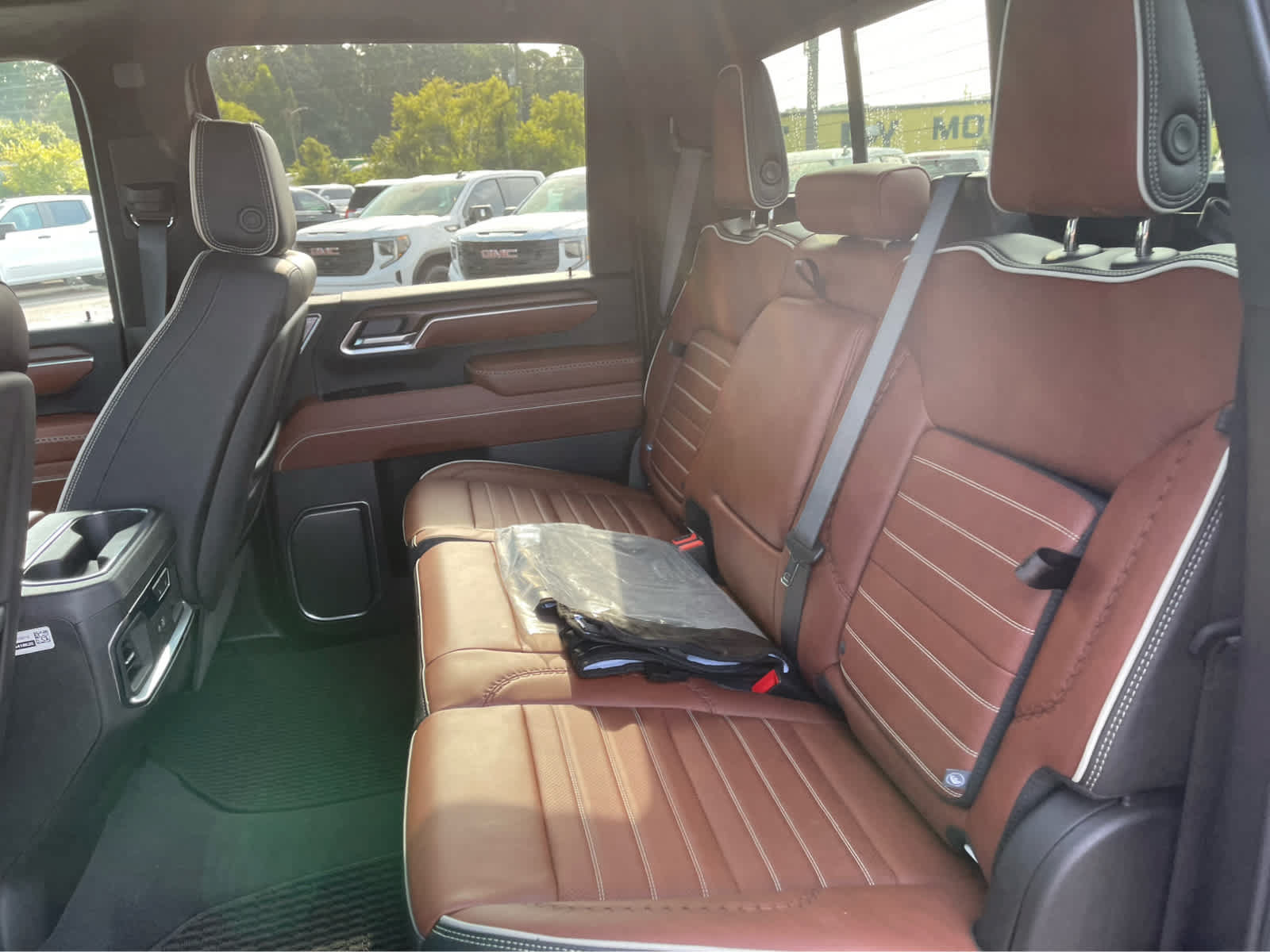 Used 2025 GMC Sierra 2500 Denali Ultimate AWD/4WD image 21