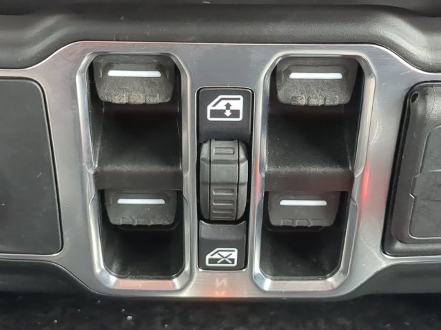 Certified 2023 Jeep Wrangler Unlimited Sport AWD/4WD image 26