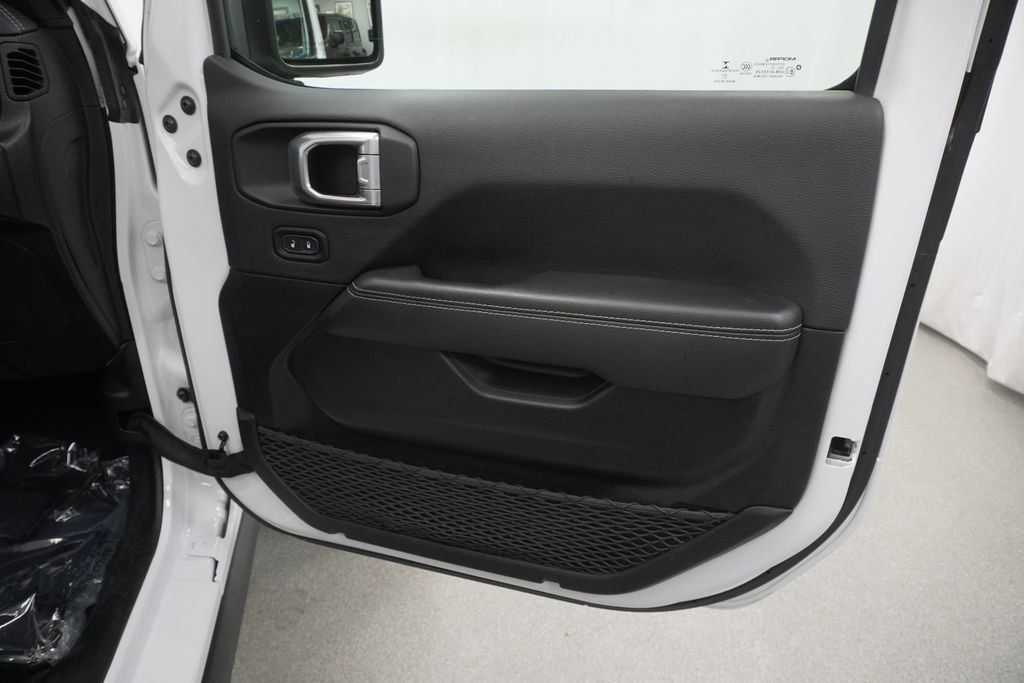 Used 2021 Jeep Wrangler Unlimited Rubicon 4xe w/ Cold Weather Group image 48