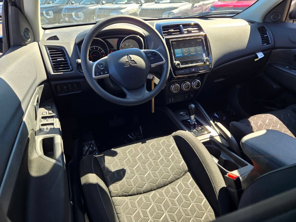 New 2027 Mitsubishi Outlander Sport ES AWD/4WD image 14