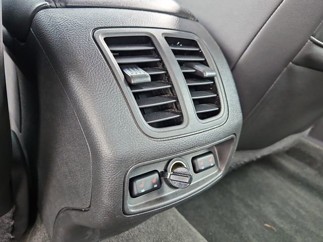 Used 2017 Ford Taurus SHO image 16