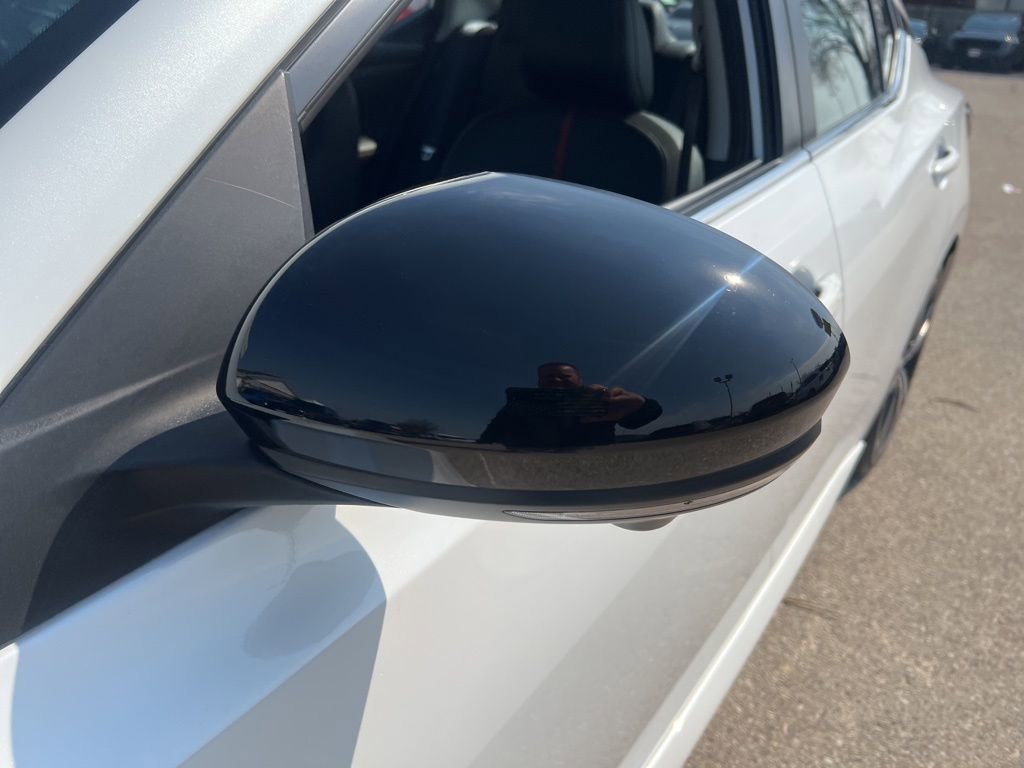 Certified 2023 Nissan Sentra SR w/ SR Premium Package image 32