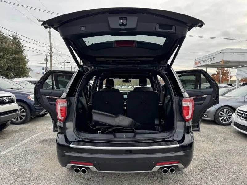 Used 2018 Ford Explorer Platinum image 13