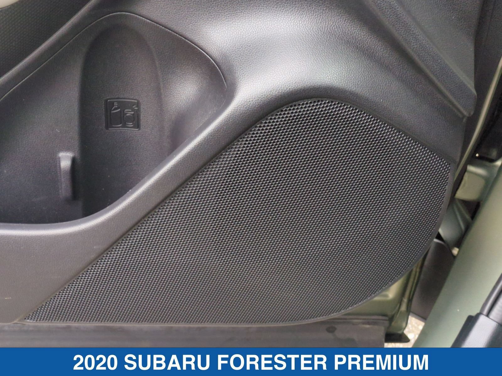 Used 2020 Subaru Forester Premium AWD/4WD image 14
