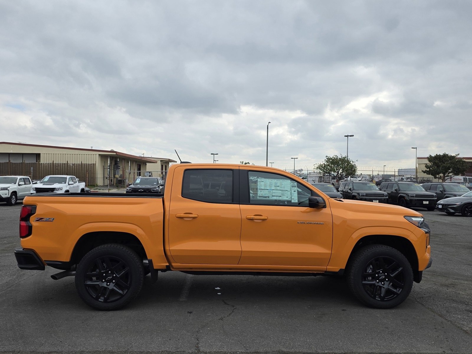 New 2025 Chevrolet Colorado Z71 w/ Technology Package image 8