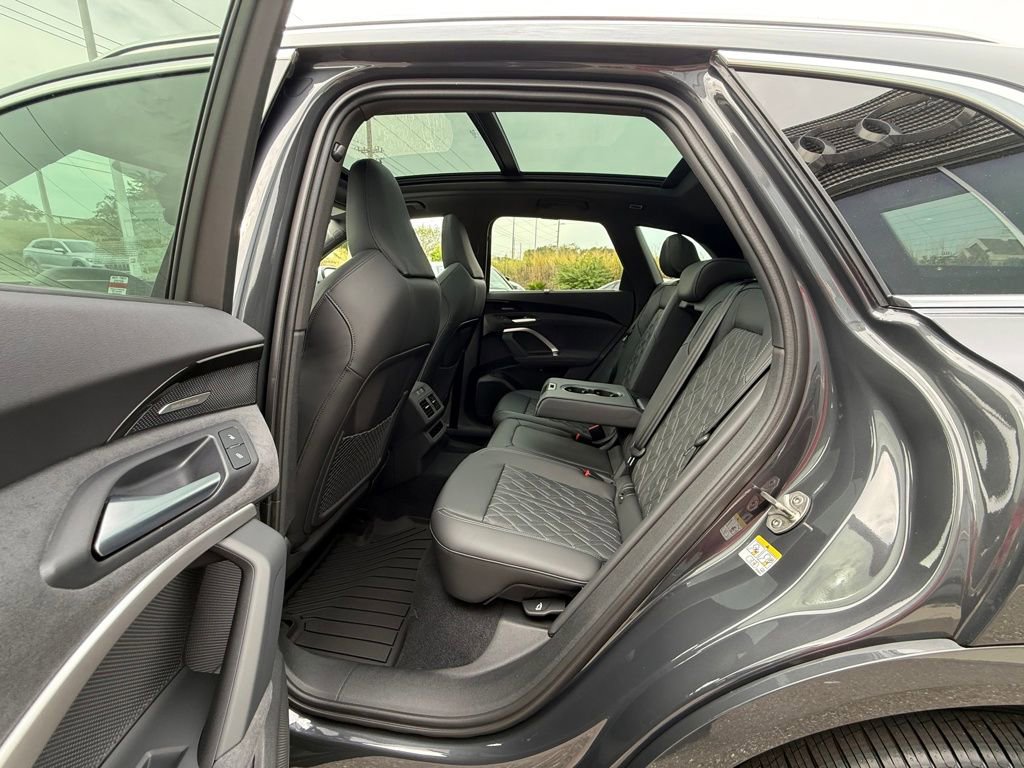 New 2025 Audi SQ5 Premium Plus image 65