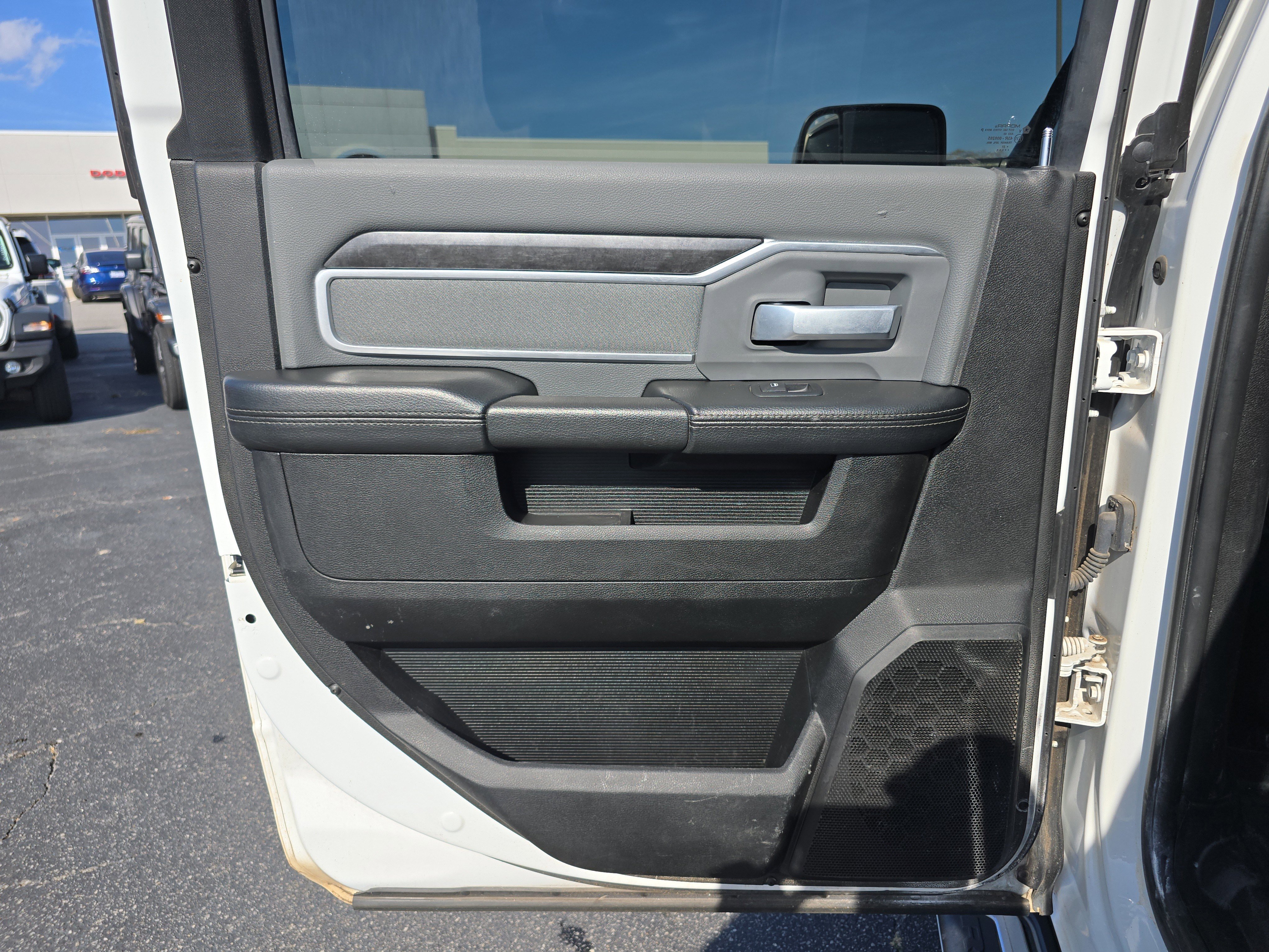 Used 2021 RAM 2500 Big Horn image 13