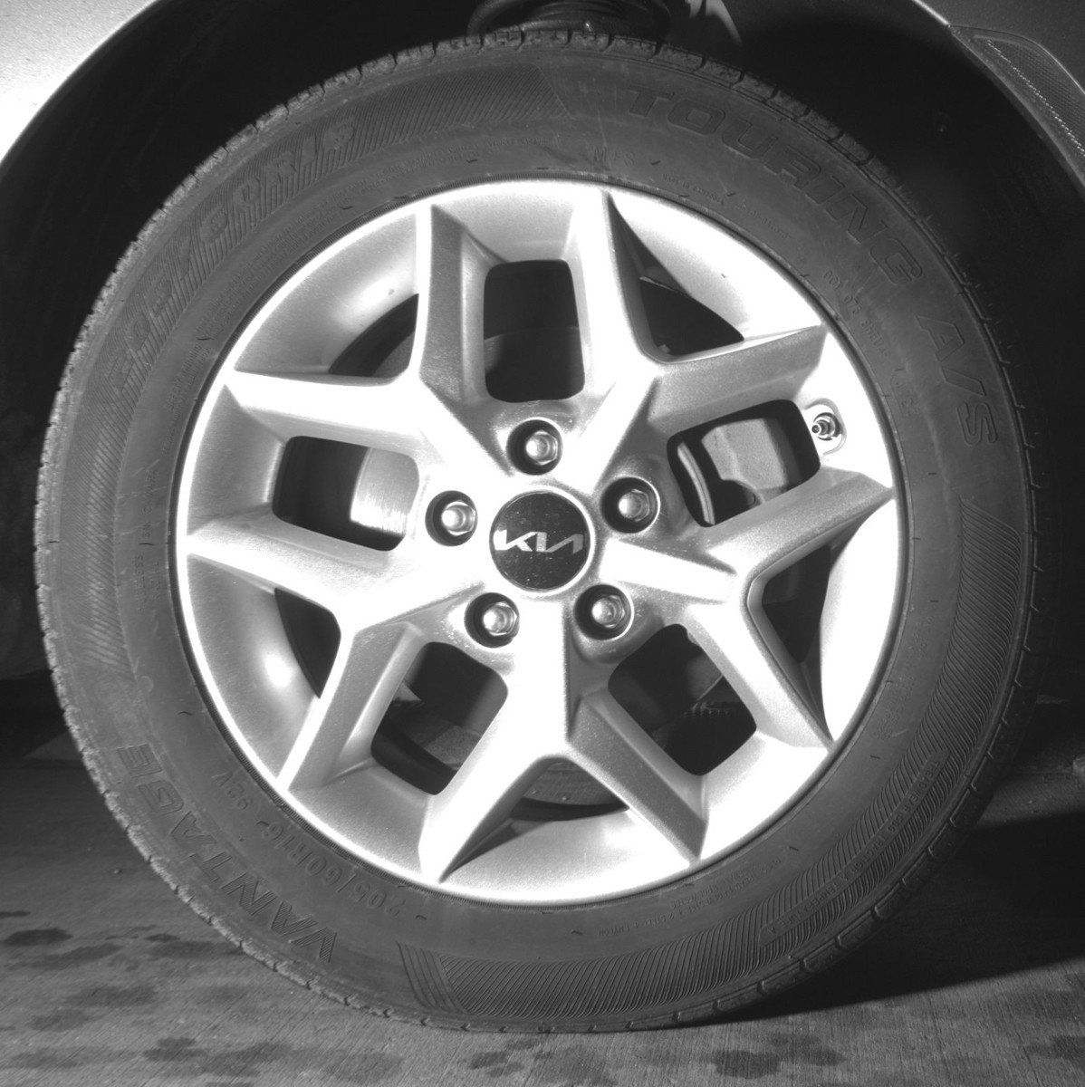 Used 2025 Kia Soul LX w/ LX Technology Package FWD image 13