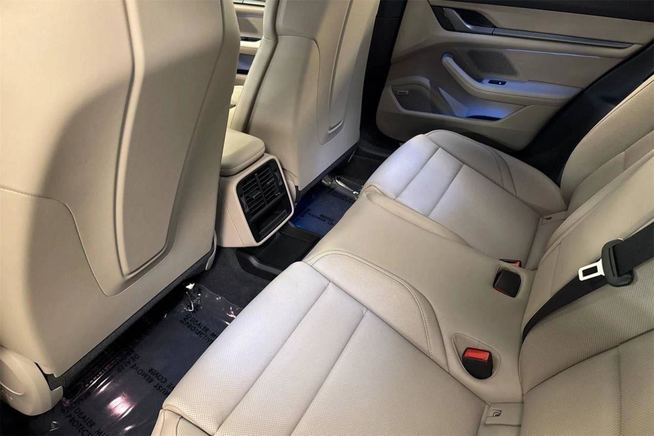 New 2025 Porsche Taycan image 62