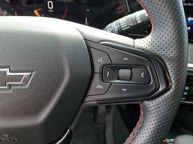 Certified 2025 Chevrolet Trax RS w/ Sunroof Package FWD image 21