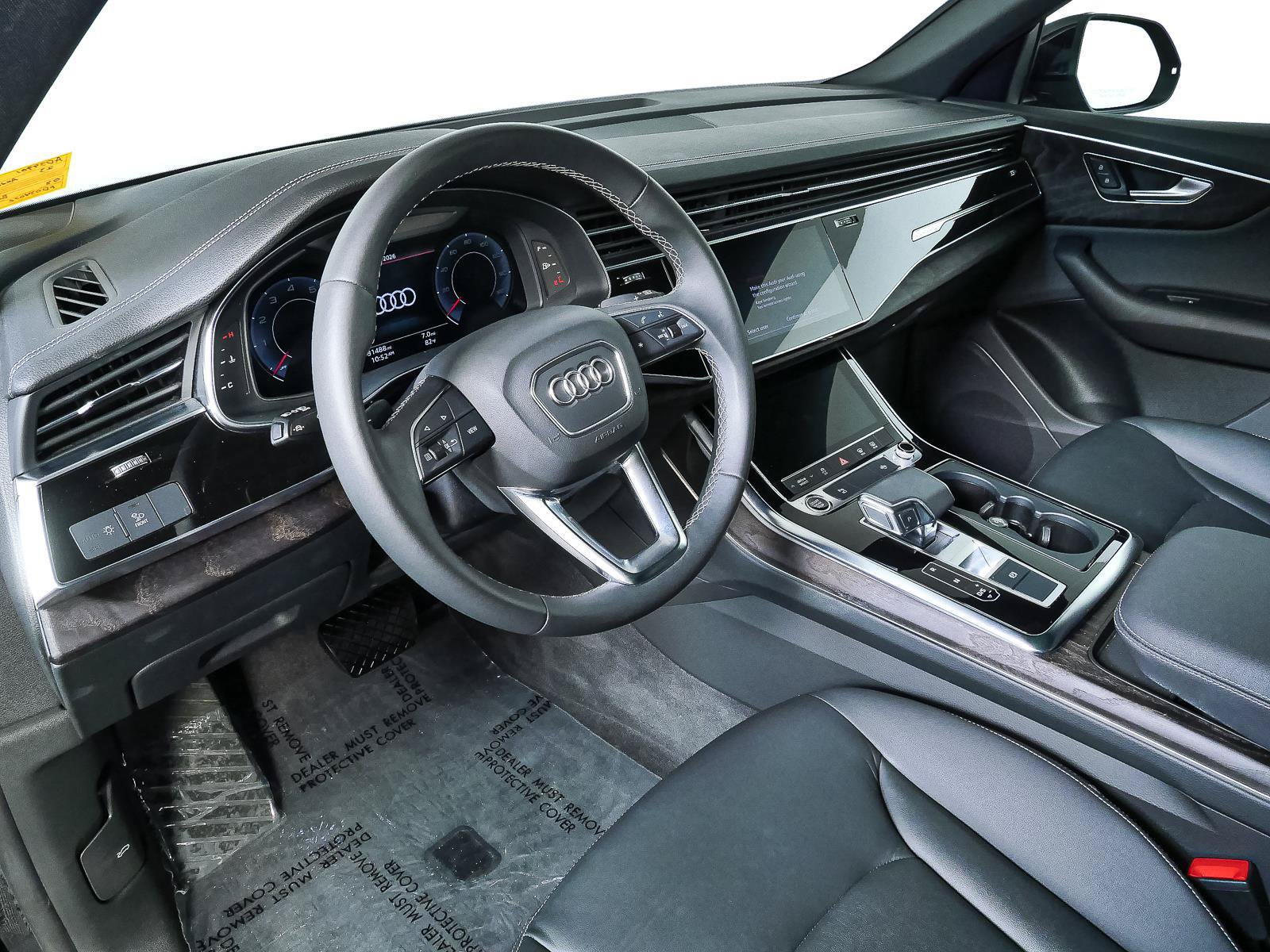 Used 2023 Audi Q8 Premium w/ Convenience Package AWD/4WD image 4
