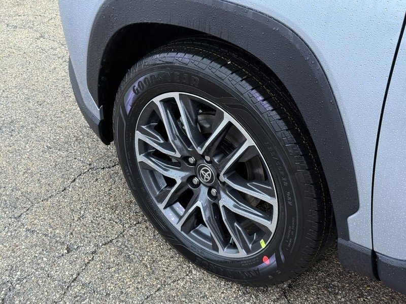 New 2026 Toyota Corolla Cross XLE image 10