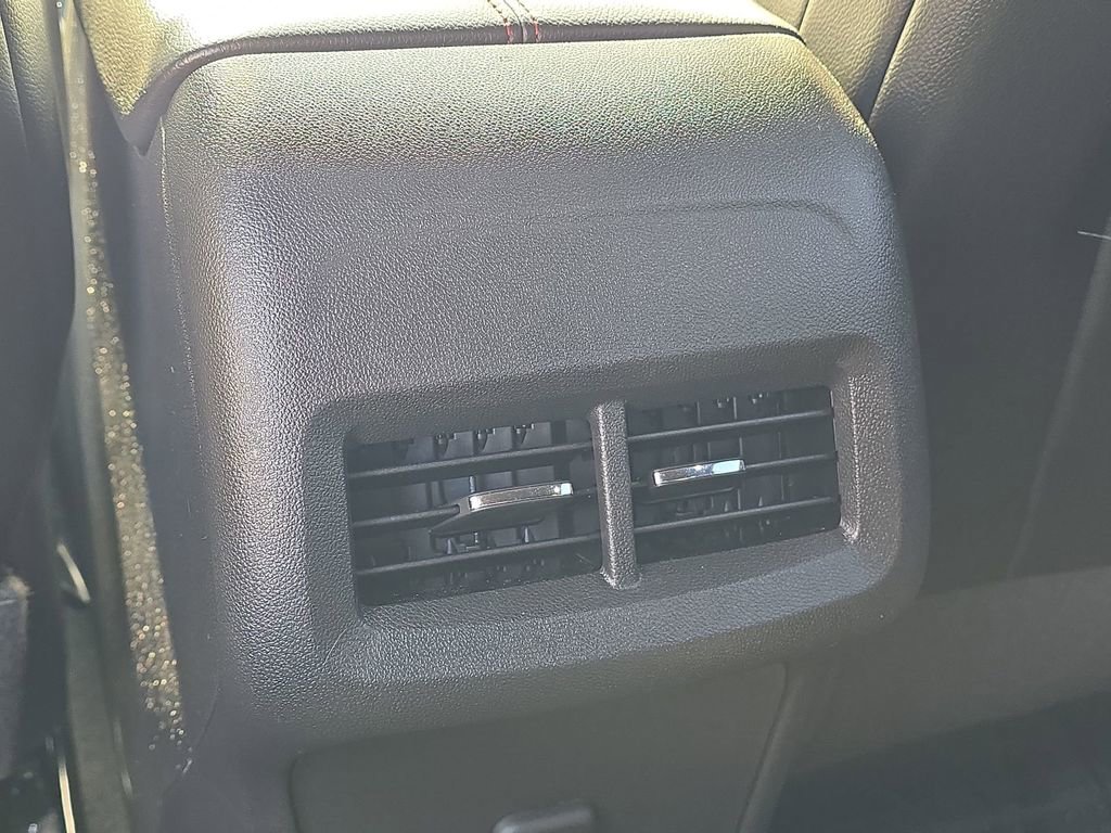 Certified 2024 Chevrolet Equinox RS image 25