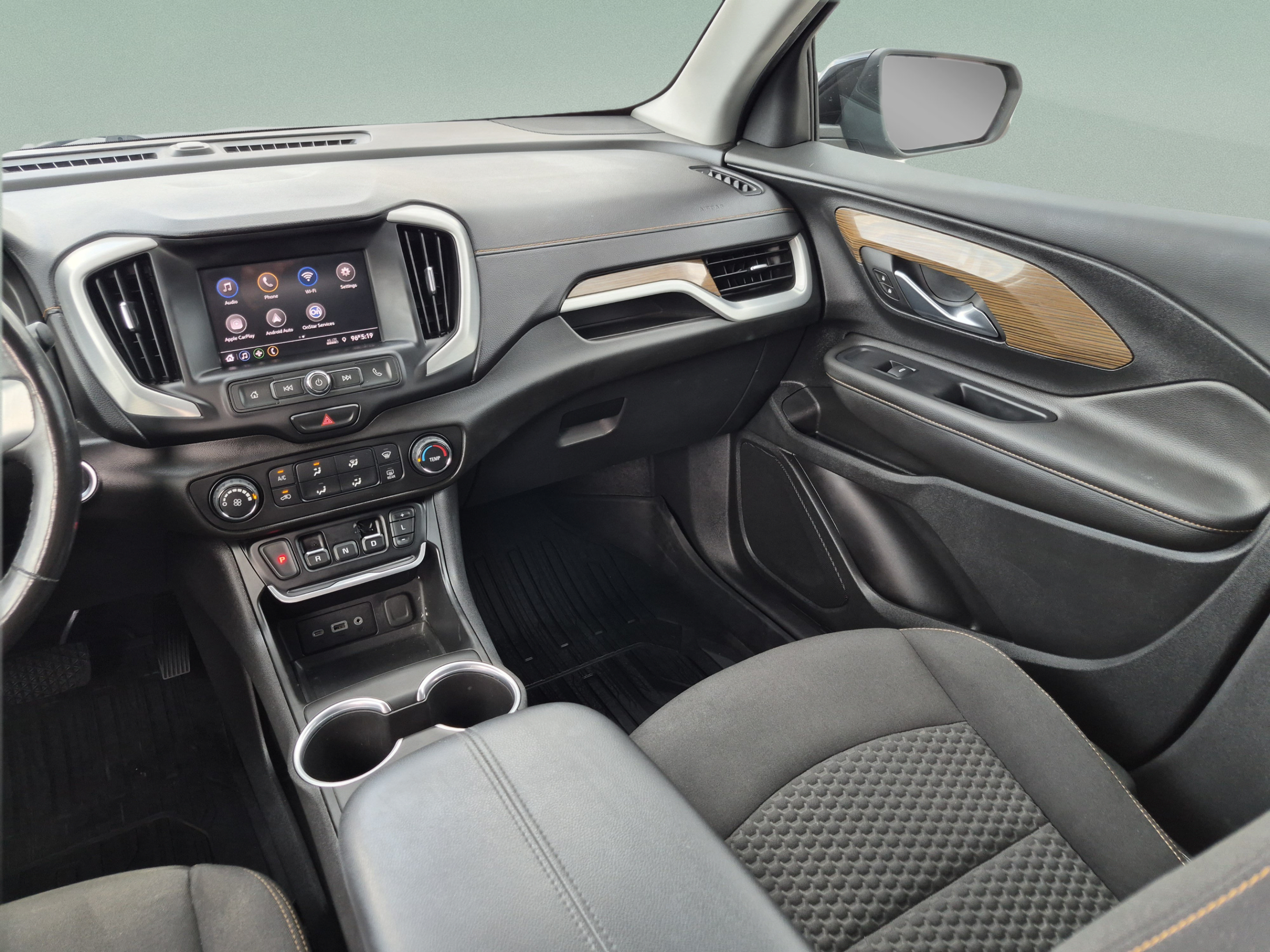 Used 2020 GMC Terrain SLE w/ Elevation Edition AWD/4WD image 26