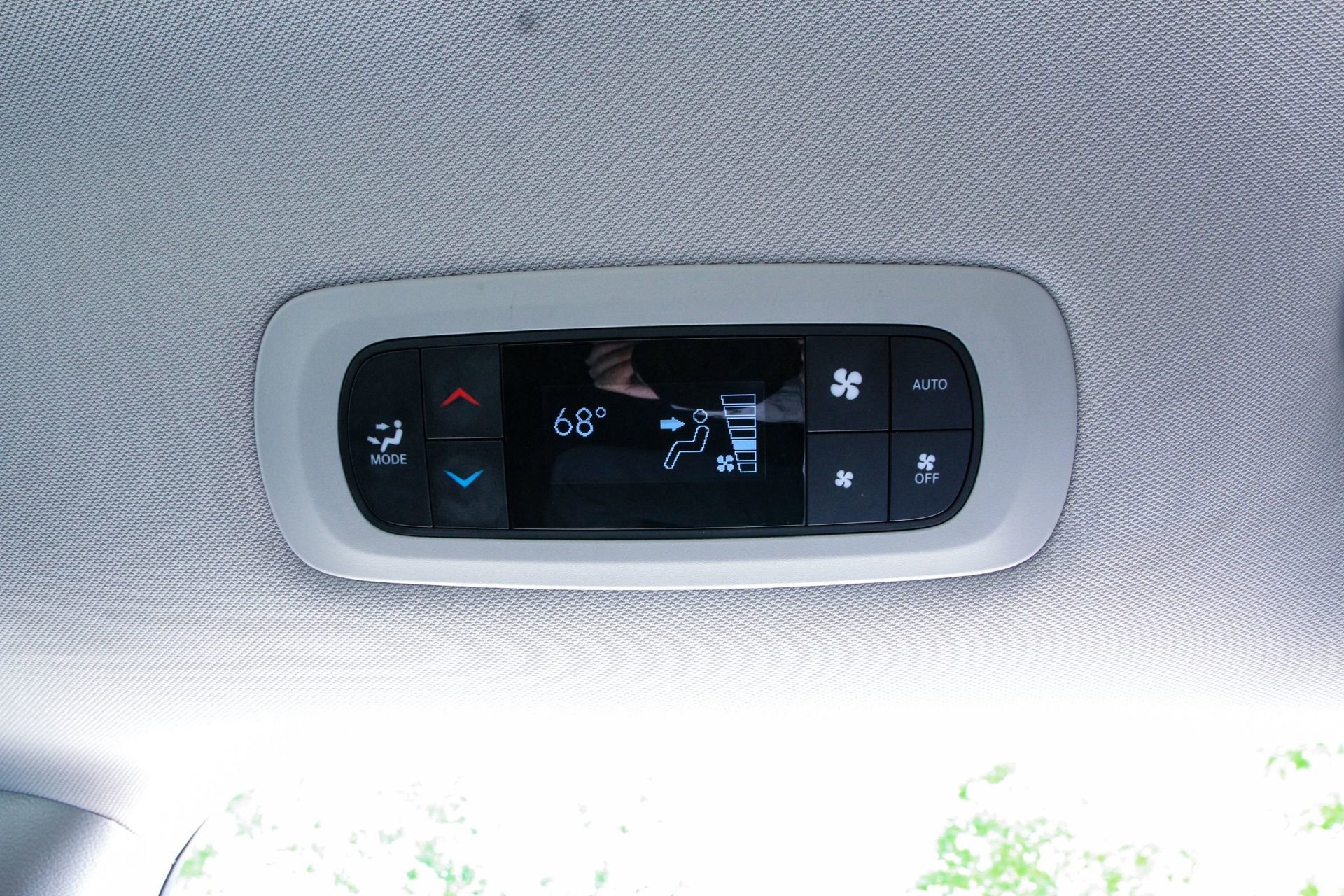 Used 2024 Chrysler Pacifica Touring-L image 32