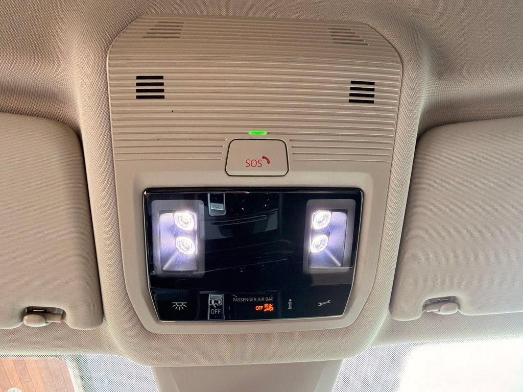 Used 2025 Volkswagen Atlas SE FWD image 28