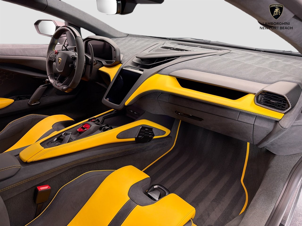Used 2025 Lamborghini Revuelto AWD/4WD image 62