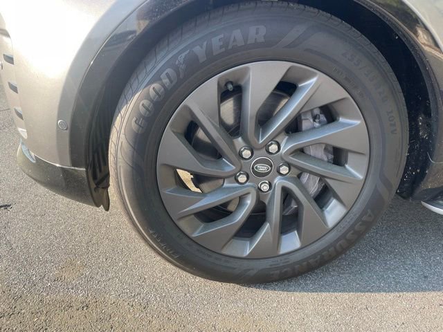 Used 2022 Land Rover Discovery S R-Dynamic image 13