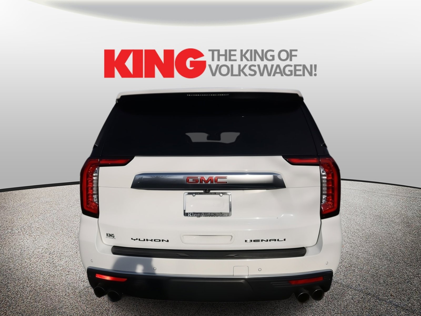 Used 2023 GMC Yukon XL Denali image 4