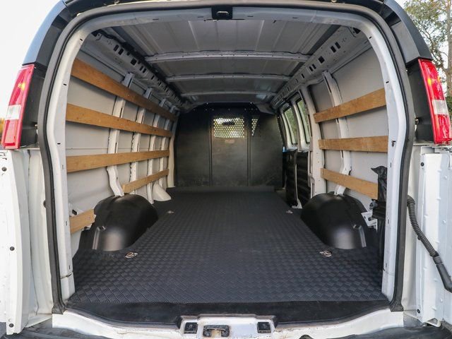Used 2024 GMC Savana 2500 w/ Driver Convenience Package image 25