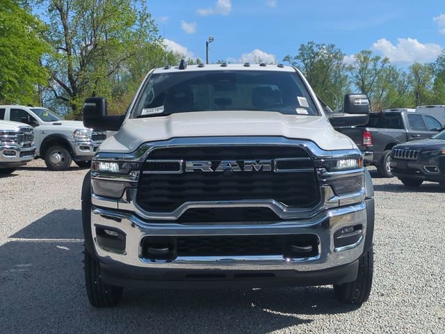 New 2025 RAM 4500 Tradesman AWD/4WD image 8