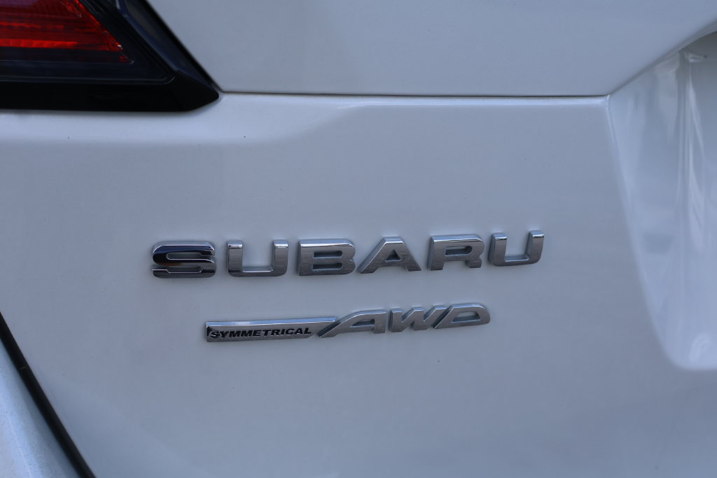 Certified 2022 Subaru Outback Touring w/ Popular Package #2 AWD/4WD image 7