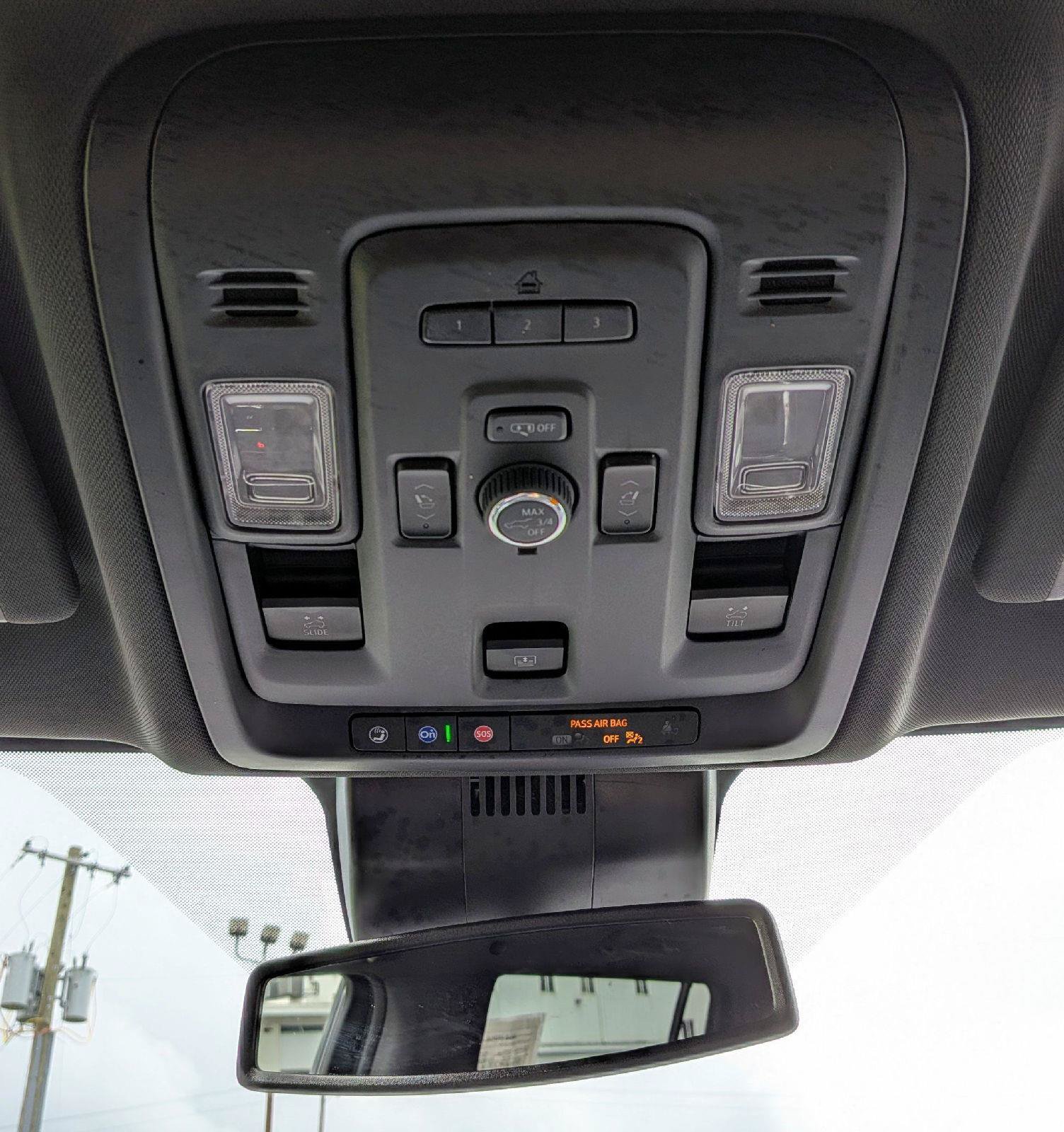 Used 2023 GMC Yukon XL SLT w/ SLT Luxury Package AWD/4WD image 21