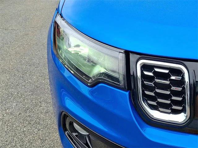 Certified 2024 Jeep Compass Limited image 28